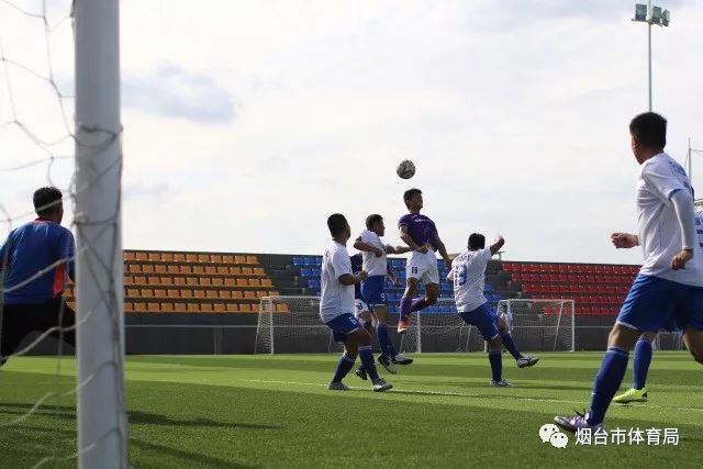 詹姆斯父子同台合砍19分 湖人季前赛不敌太阳