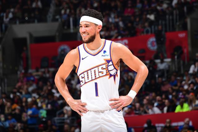 詹姆斯31+10库里38分里夫斯绝杀 湖人险胜勇士