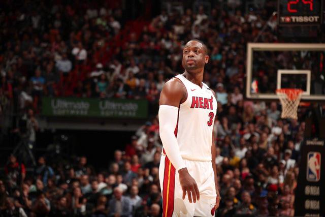 雄鹿大胜爵士止6连败 森林狼逆转送公牛4连败